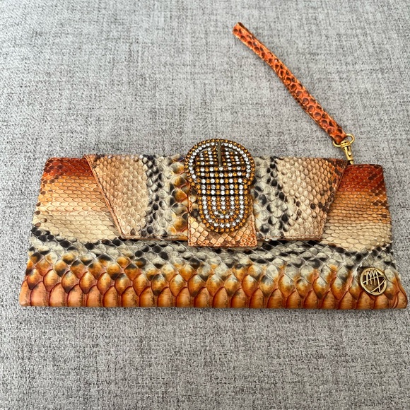 Massimo Dogana clutch, purse, handbag for special occasion evening bag. - Picture 4 of 14